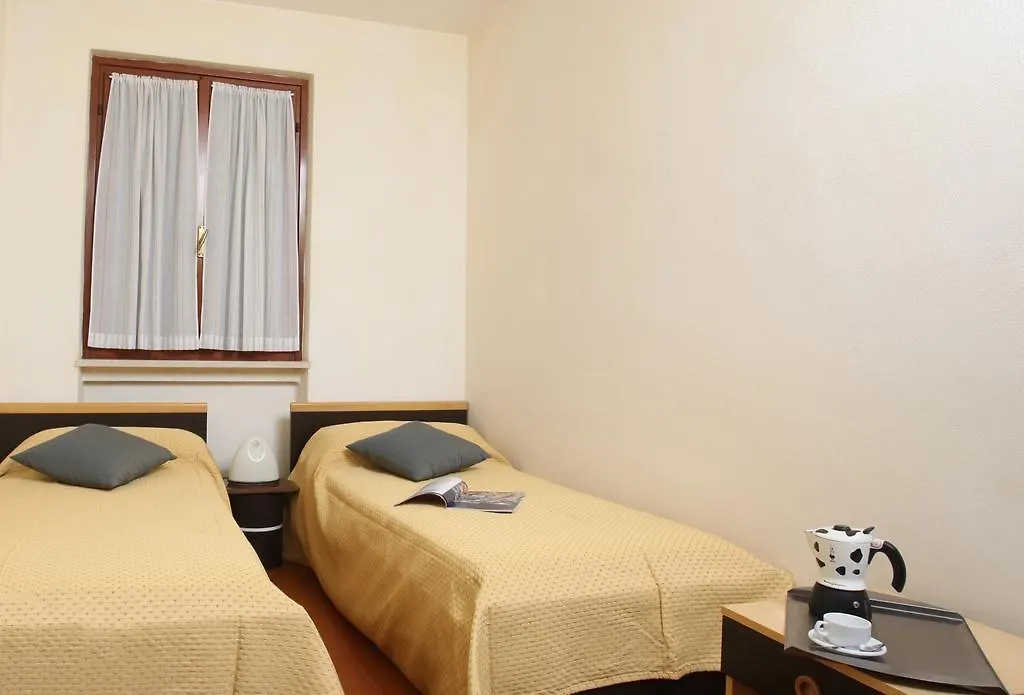 ** Aparthotel Appartamenti Vignol 2 Bardolino Italy